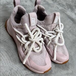 Nike Light Pink and Cream Athletic Shoes, size 8.5